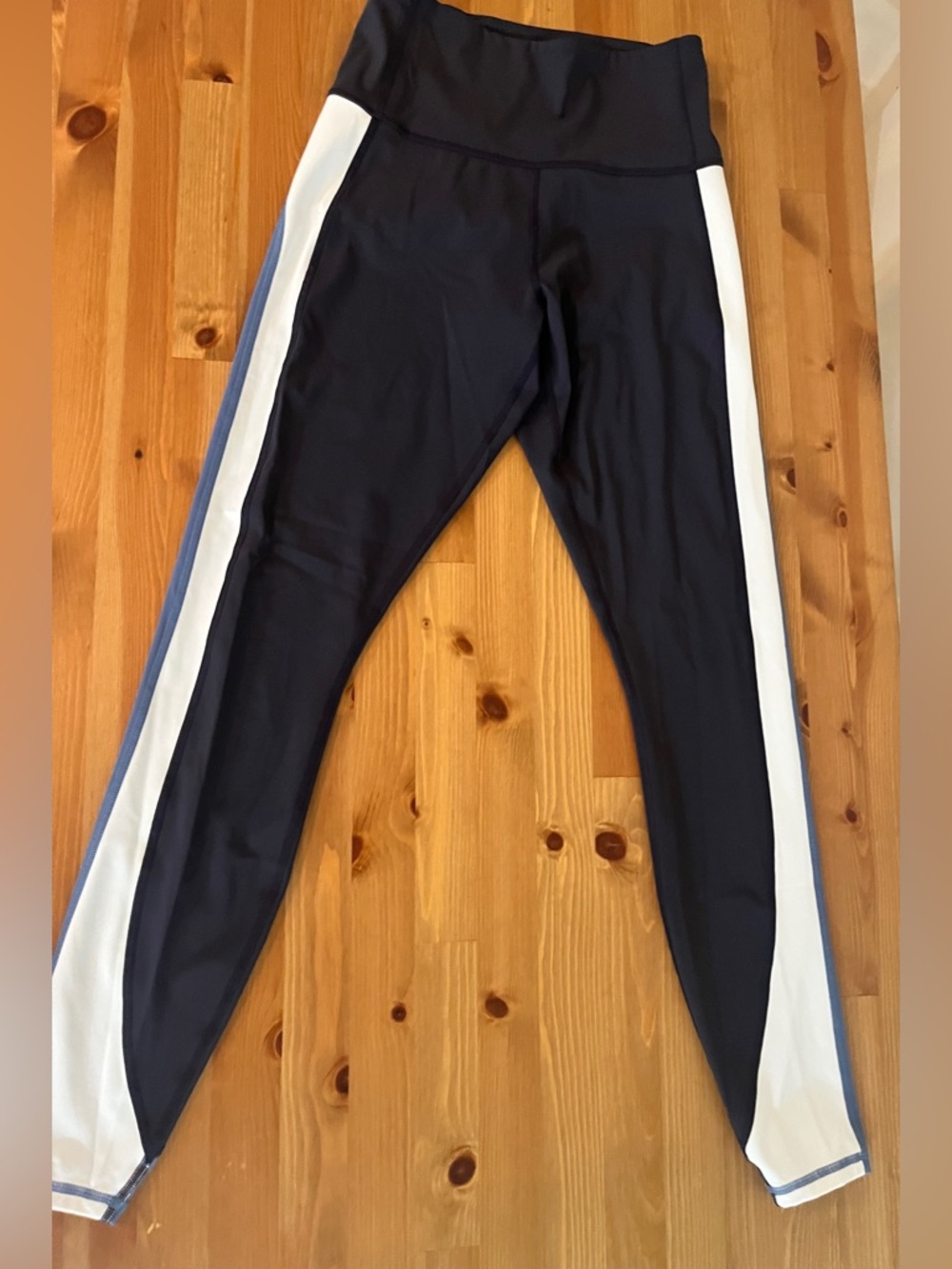 Greyson small Leggings